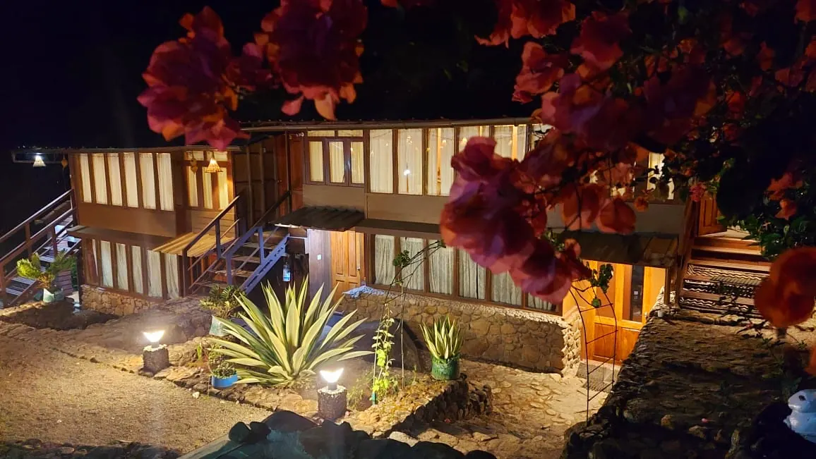 Bethel Varkis lit up at night
